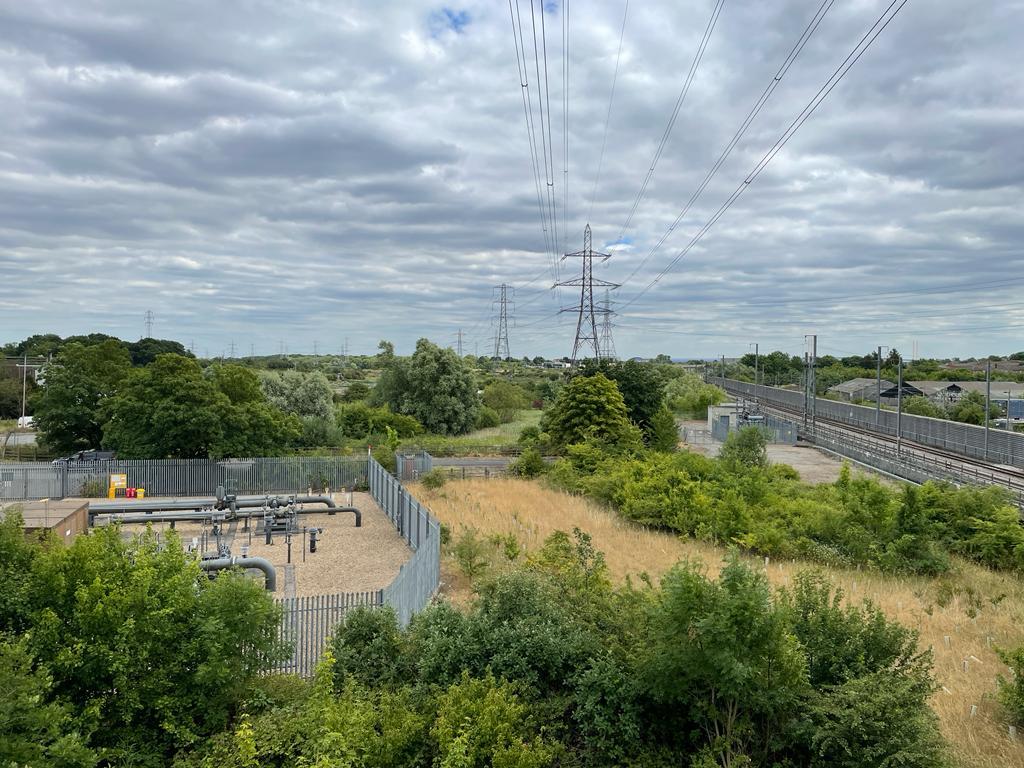 Lot: 71 - COMMERCIAL INVESTMENT AND LAND WITH POTENTIAL - 